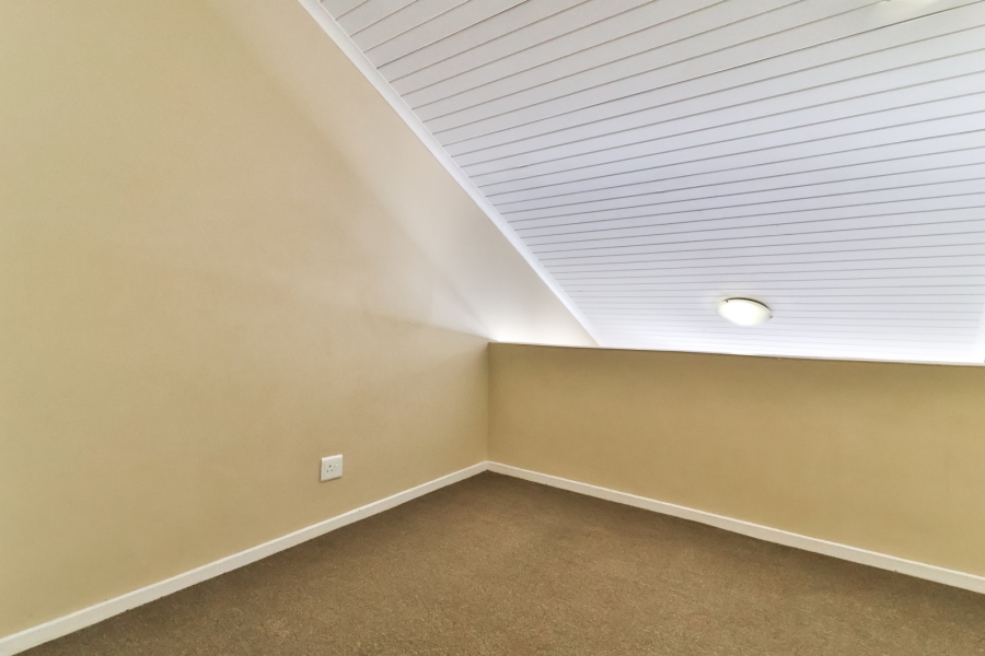 1 Bedroom Property for Sale in Wellington Central Western Cape